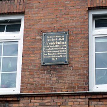 Trendelenburg Tafel in Eutin